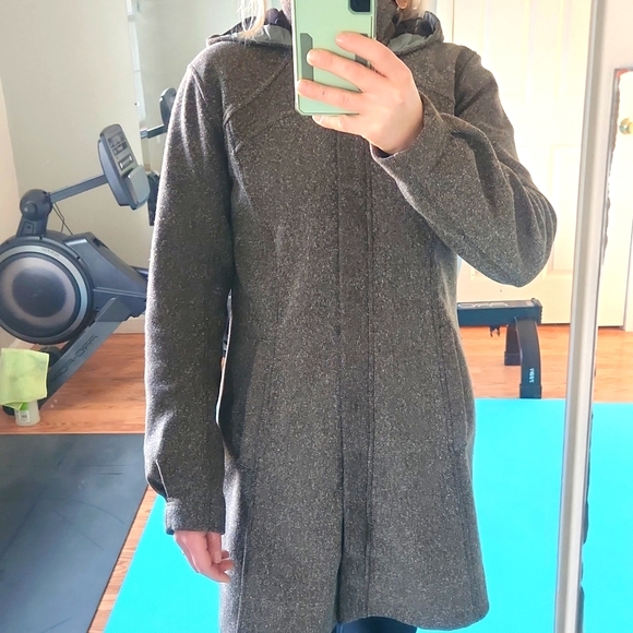 Lululemon • casual fall/winter jacket - Picture 11 of 12